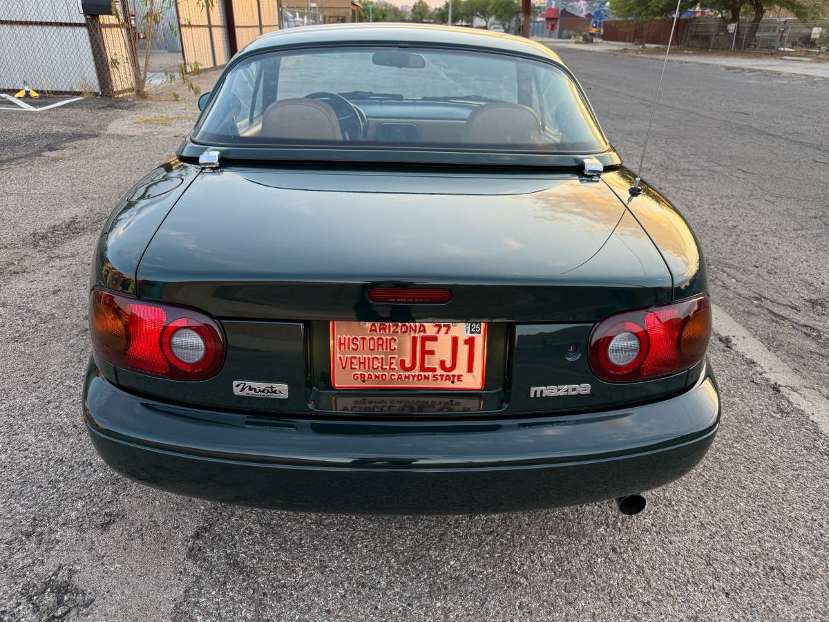 Mazda-mx-5-coupe-1991-green-6