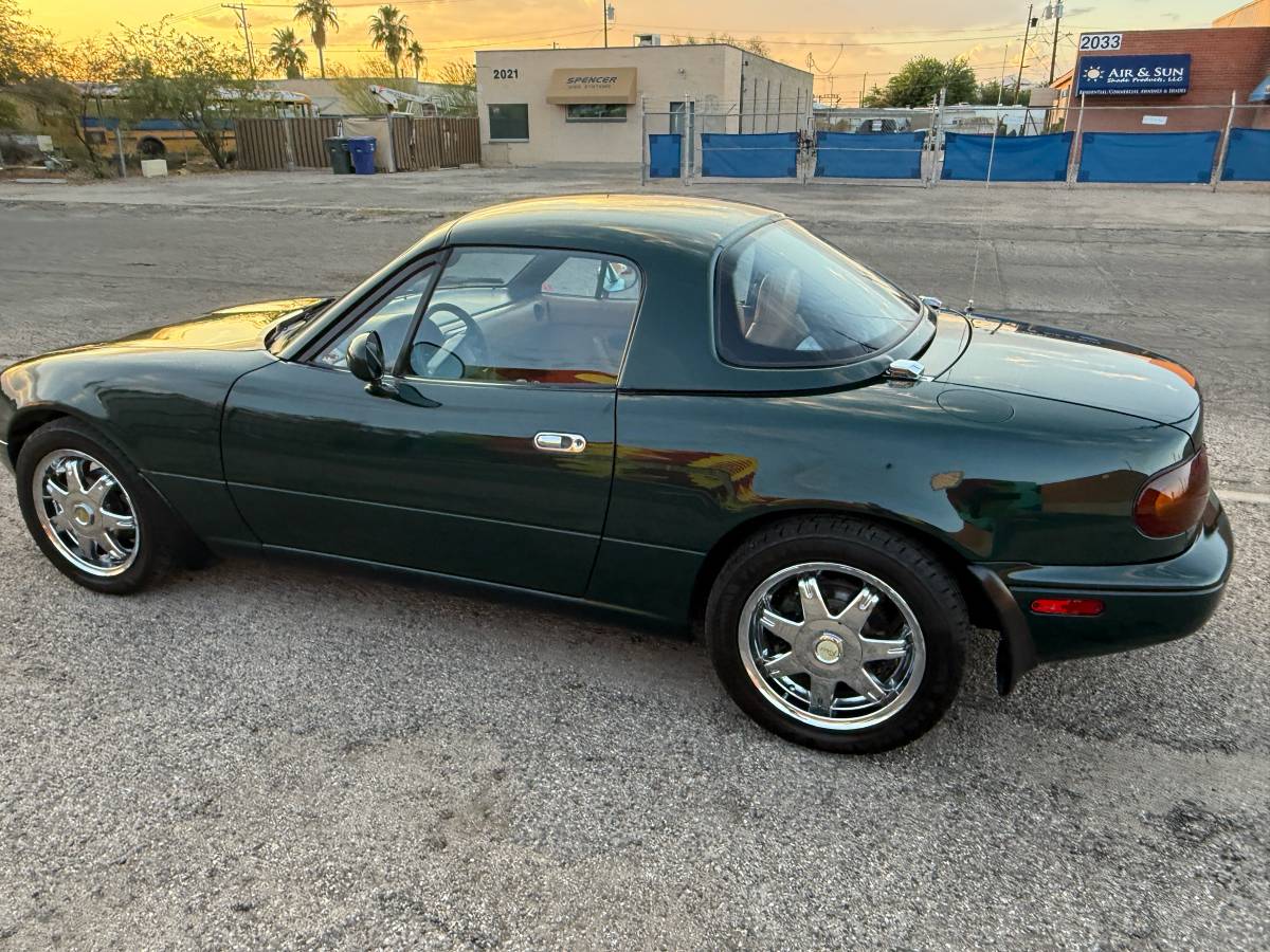 Mazda-mx-5-coupe-1991-green-8