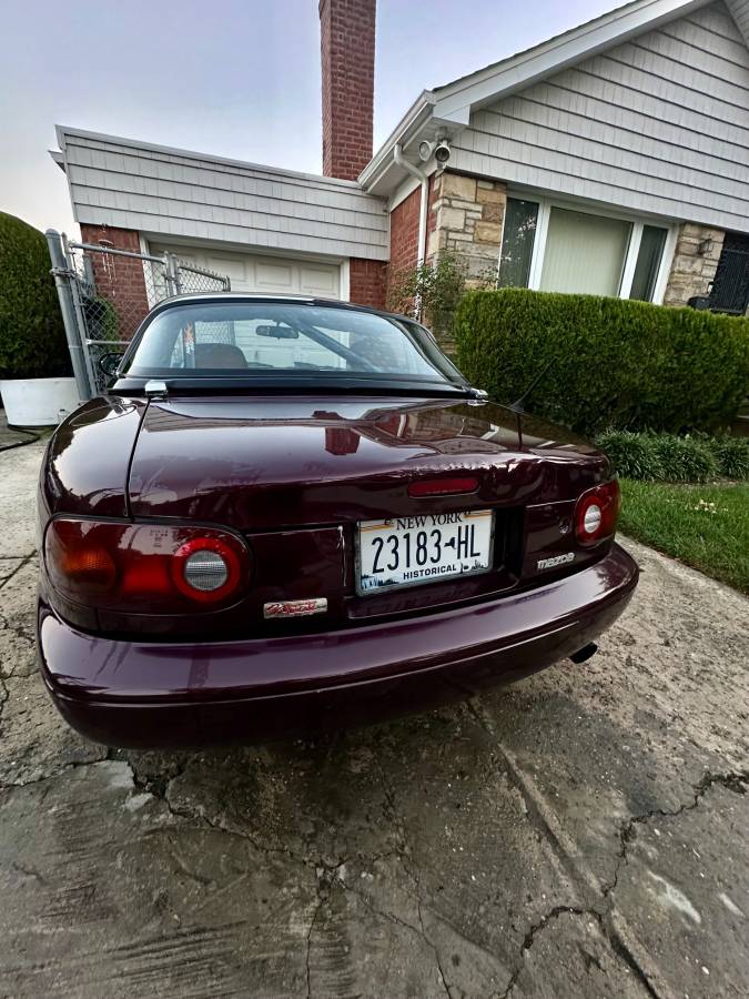 Mazda-mx-5-coupe-1995