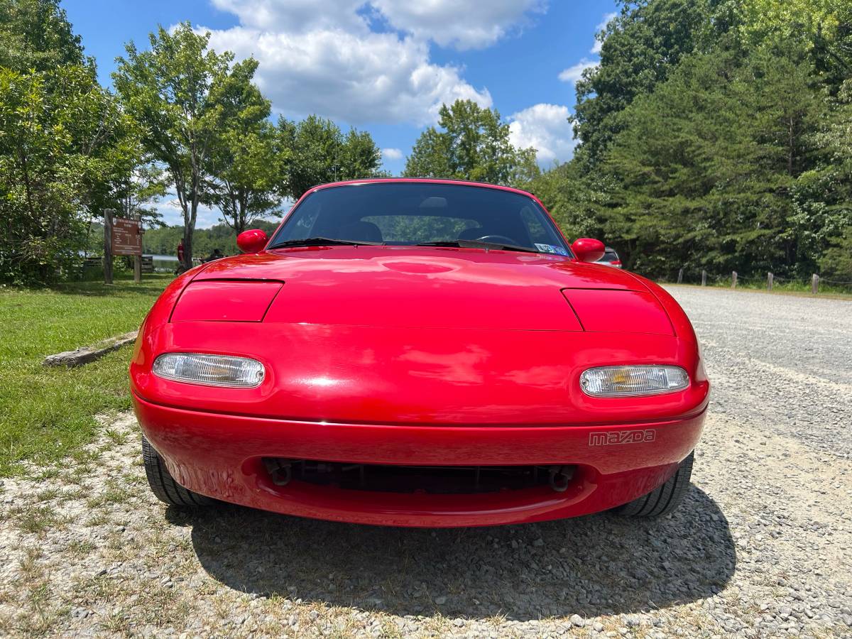 Mazda-mx-5-miata-1990-red-15