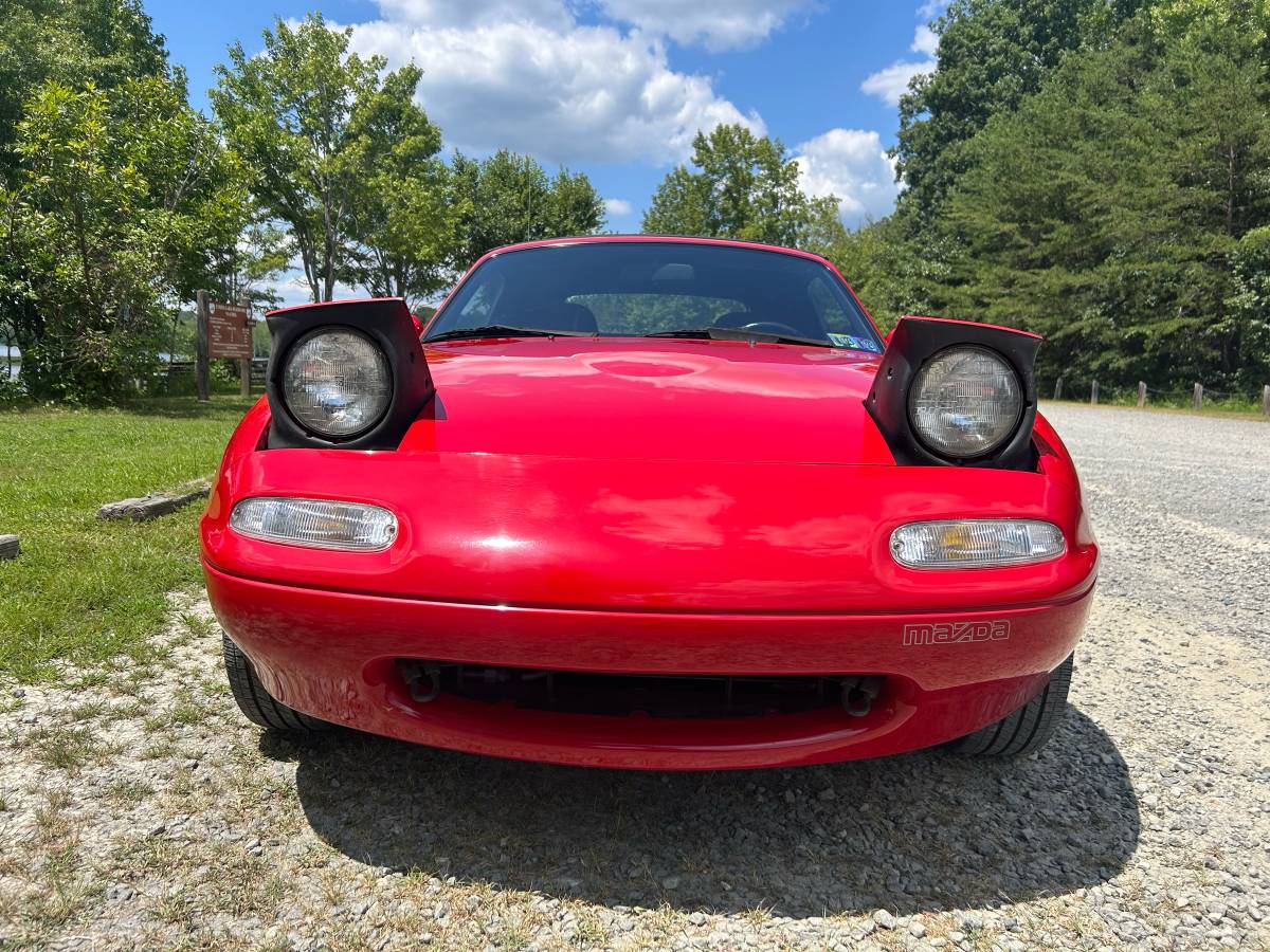 Mazda-mx-5-miata-1990-red-16