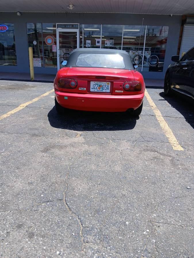 Mazda-mx-5-miata-1990-red-2