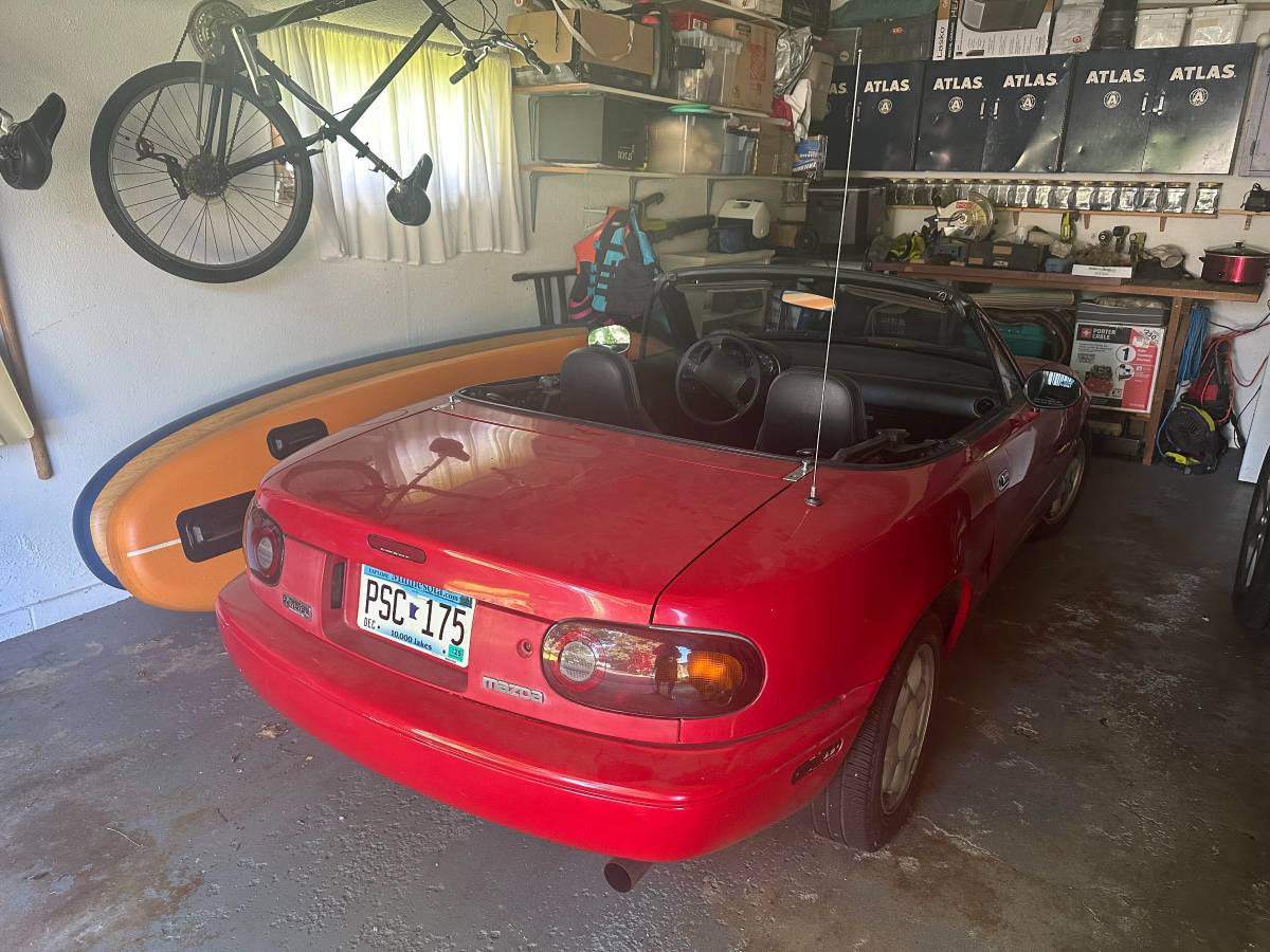 Mazda-mx-5-miata-1990-red-2