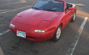 Mazda-mx-5-miata-1990-red