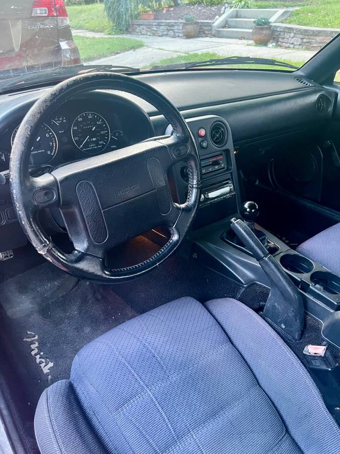 Mazda-mx-5-miata-1990-red-4