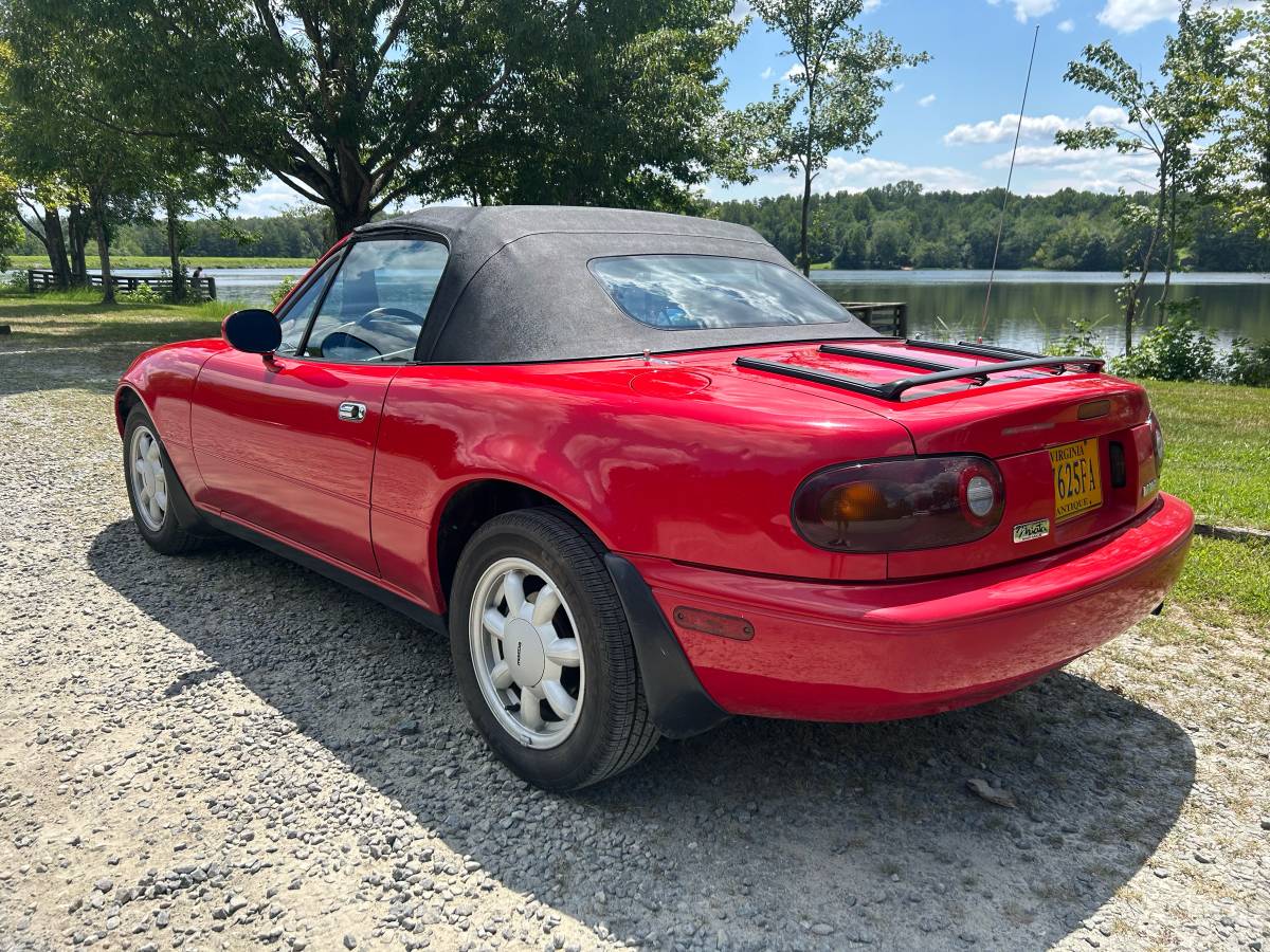 Mazda-mx-5-miata-1990-red-6
