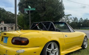 Mazda-mx-5-miata-1990-yellow-6