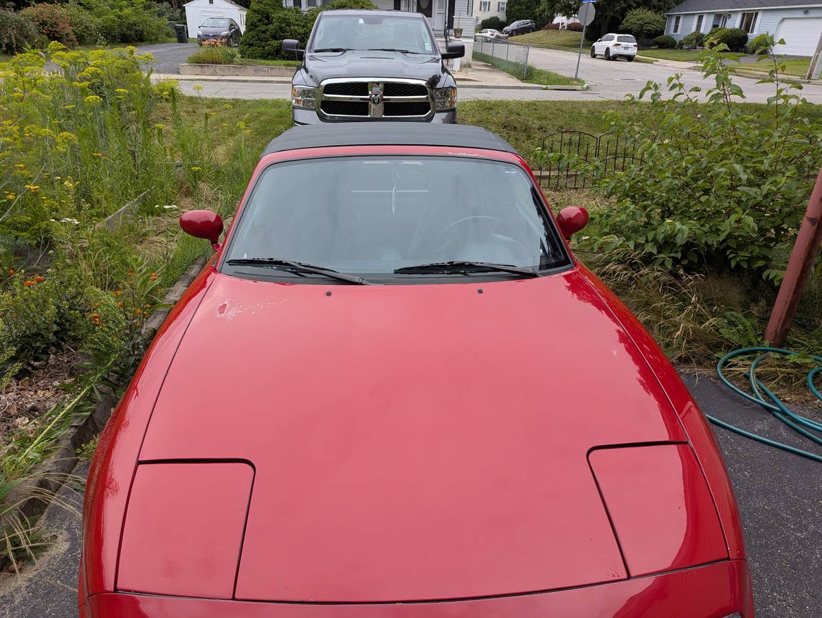 Mazda-mx-5-miata-1992-red-1