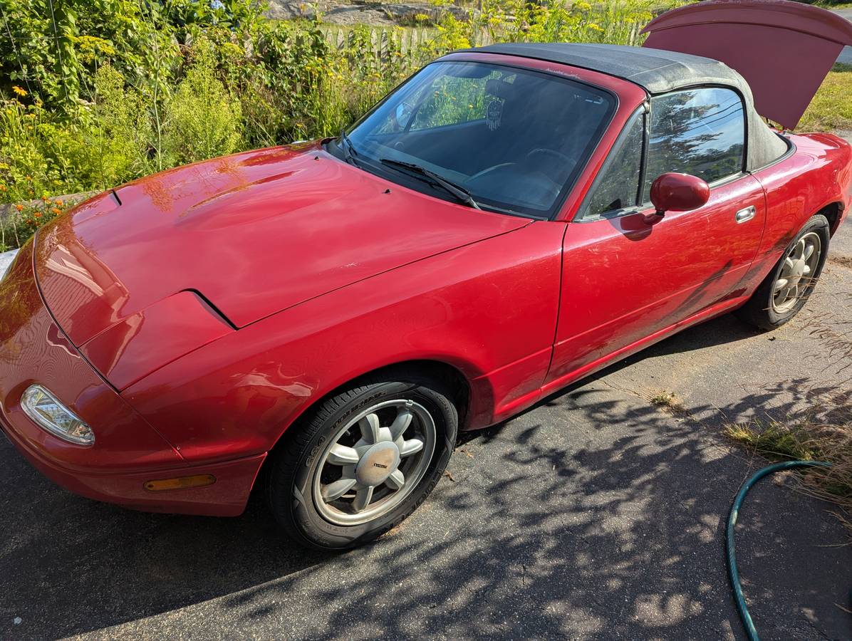 Mazda-mx-5-miata-1992-red-3