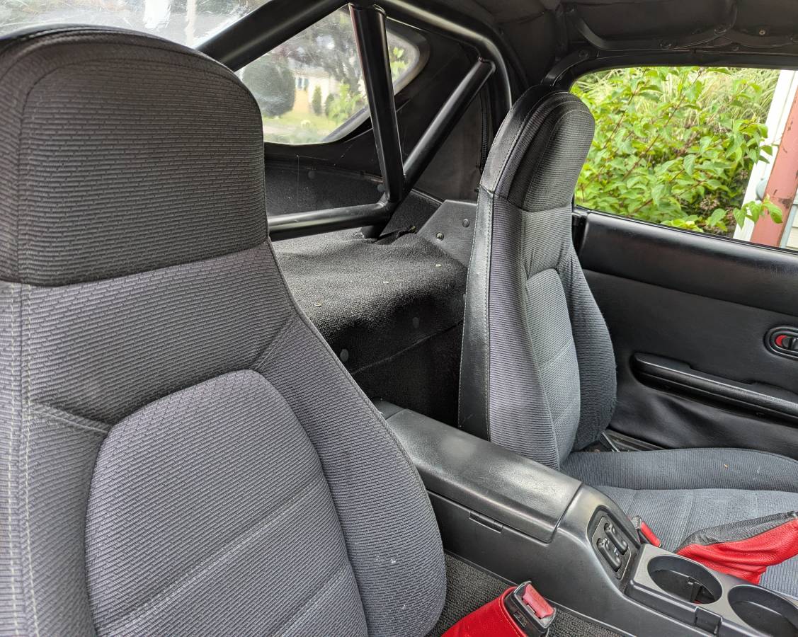 Mazda-mx-5-miata-1992-red-7