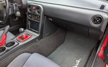Mazda-mx-5-miata-1992-red-9