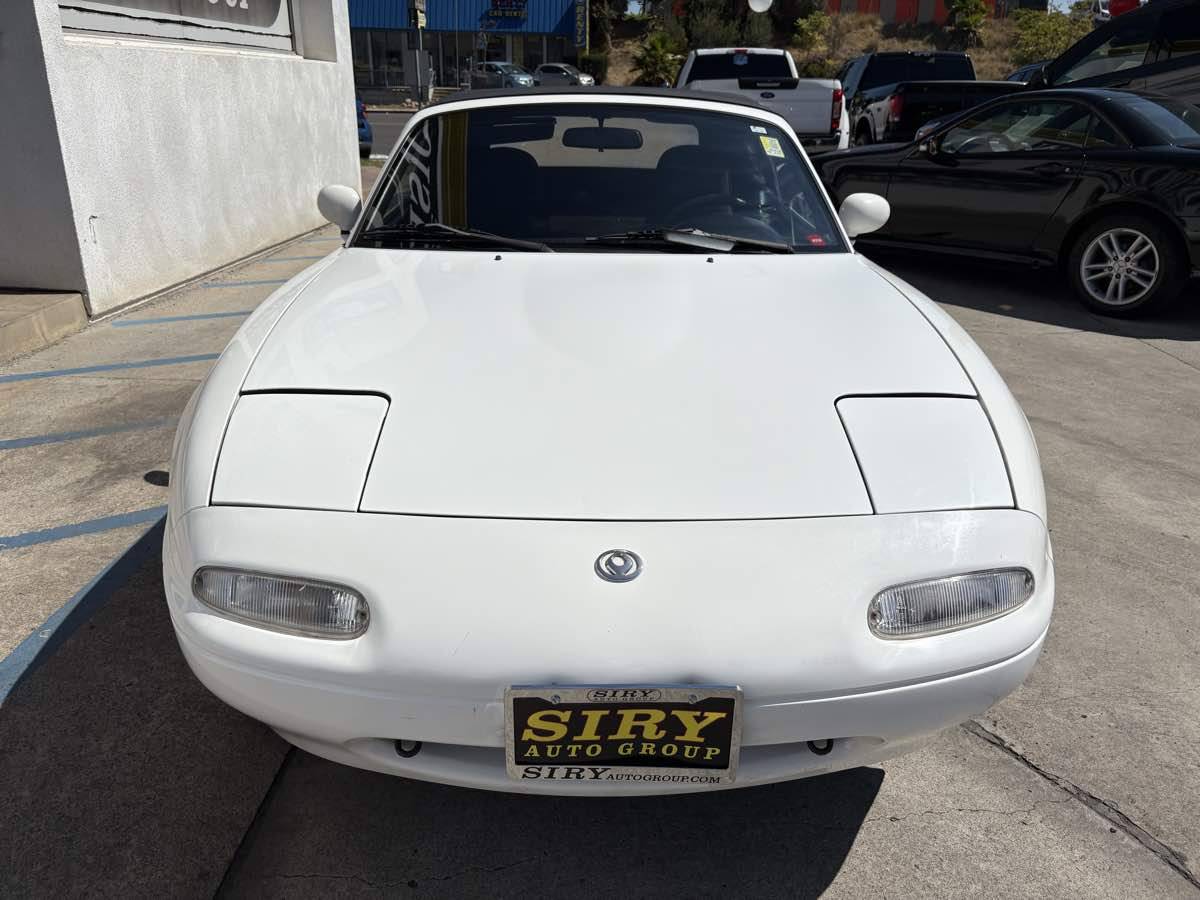 Mazda-mx-5-miata-1993-4
