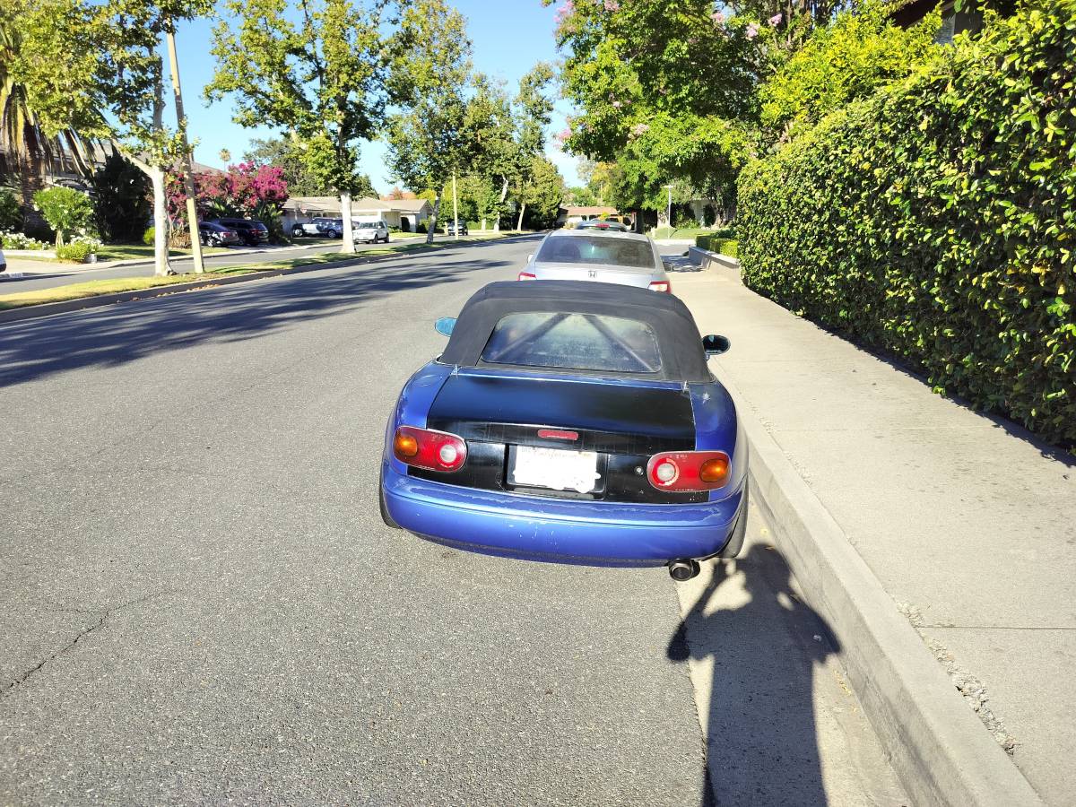 Mazda-mx-5-miata-1994-3