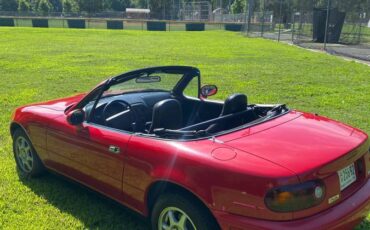 Mazda-mx-5-miata-1994-red
