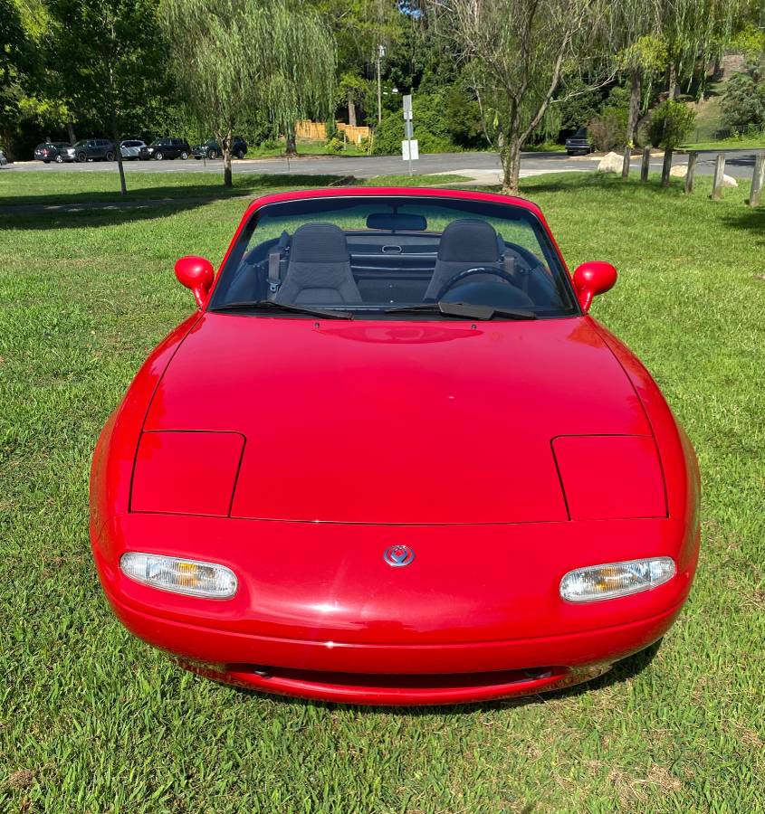 Mazda-mx-5-miata-1994-red-4