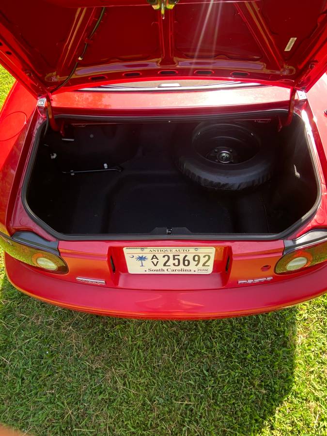 Mazda-mx-5-miata-1994-red-8