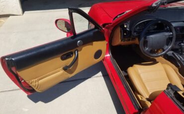 Mazda-mx-5-miata-1994-red-8