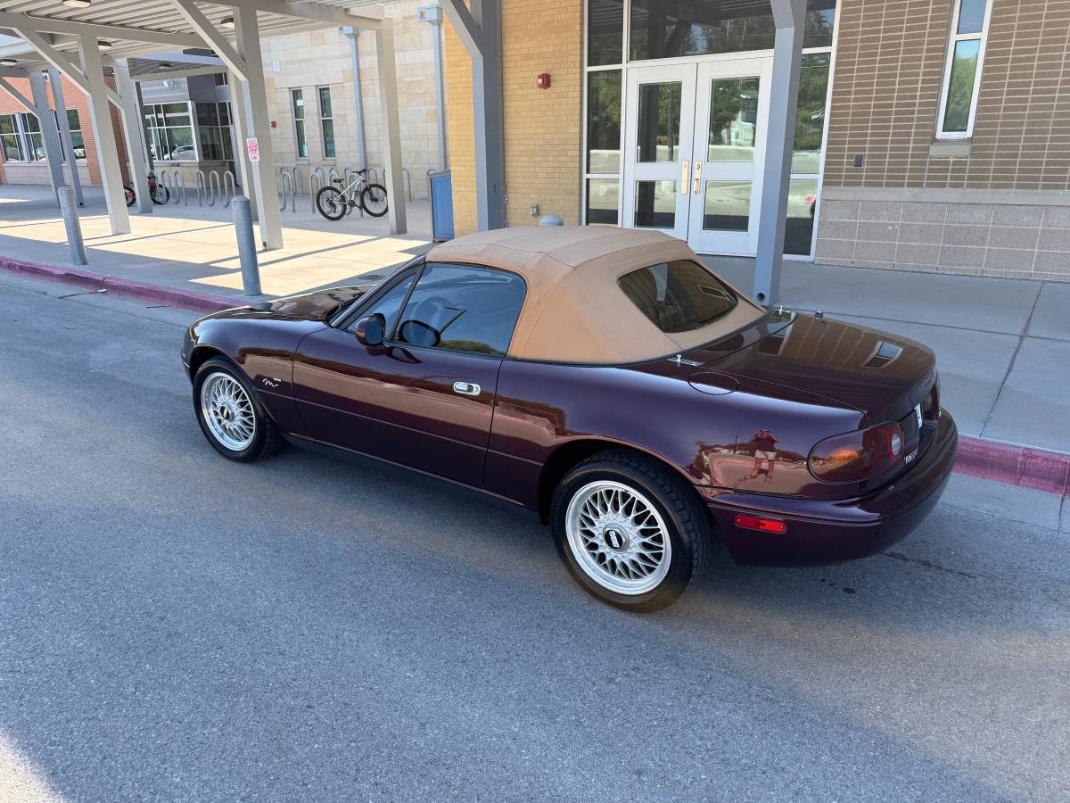 Mazda-mx-5-miata-1995-purple-14