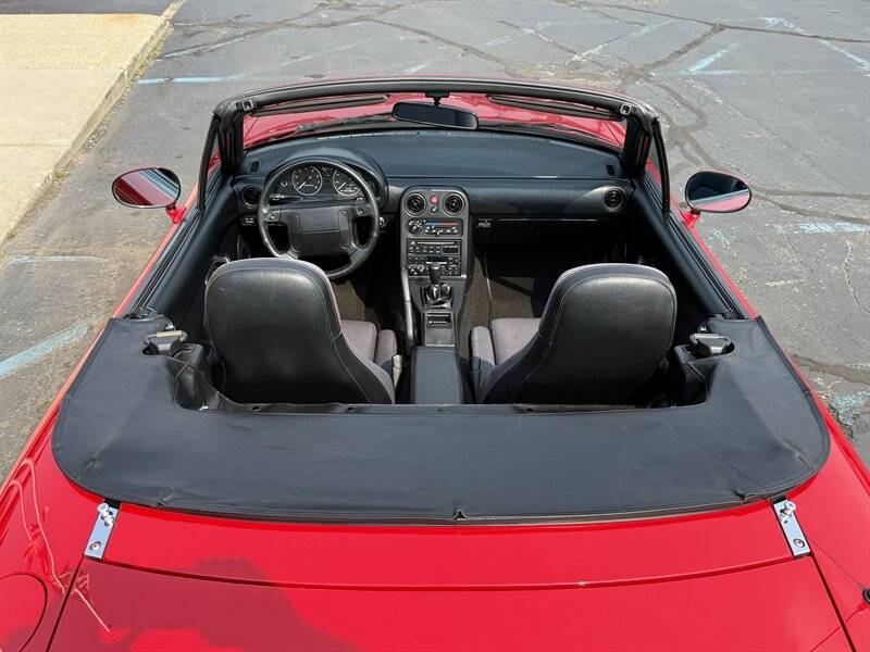 Mazda-mx-5-miata-convertible-1990-10
