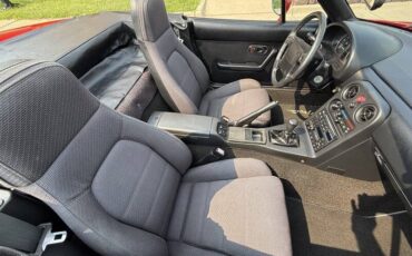 Mazda-mx-5-miata-convertible-1990-21