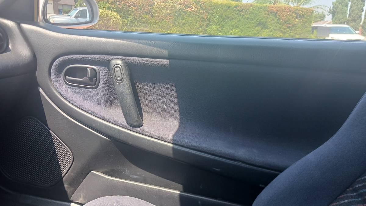 Mazda-mx3-1994-silver-4
