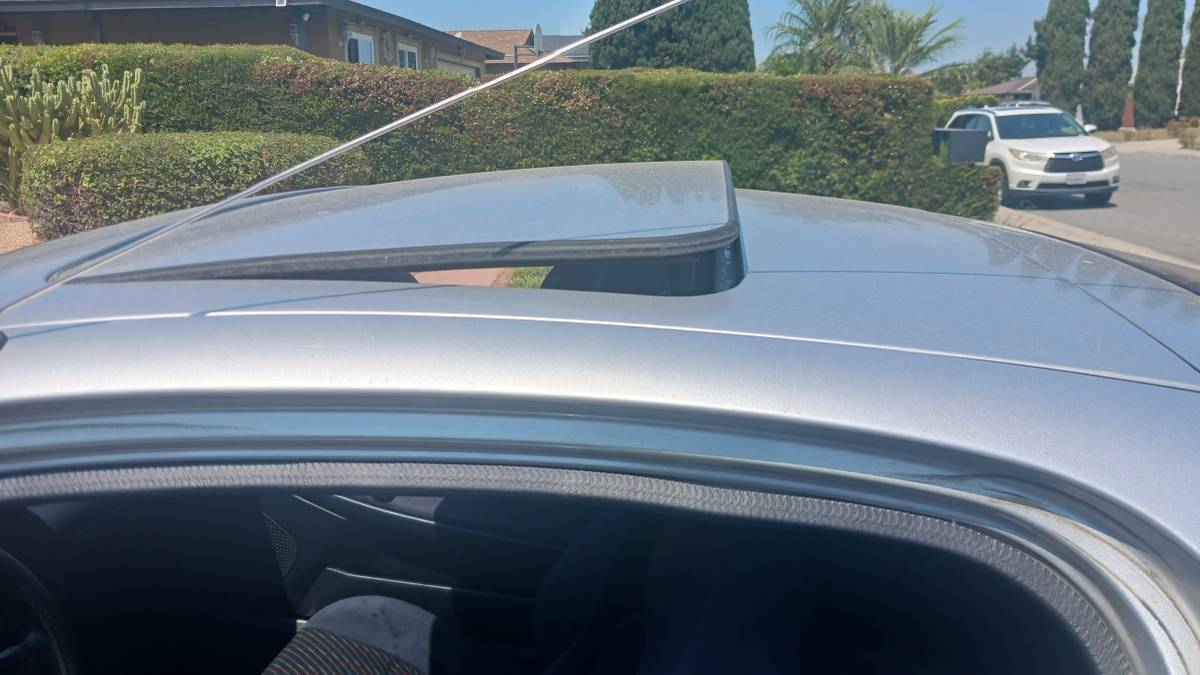 Mazda-mx3-1994-silver-7
