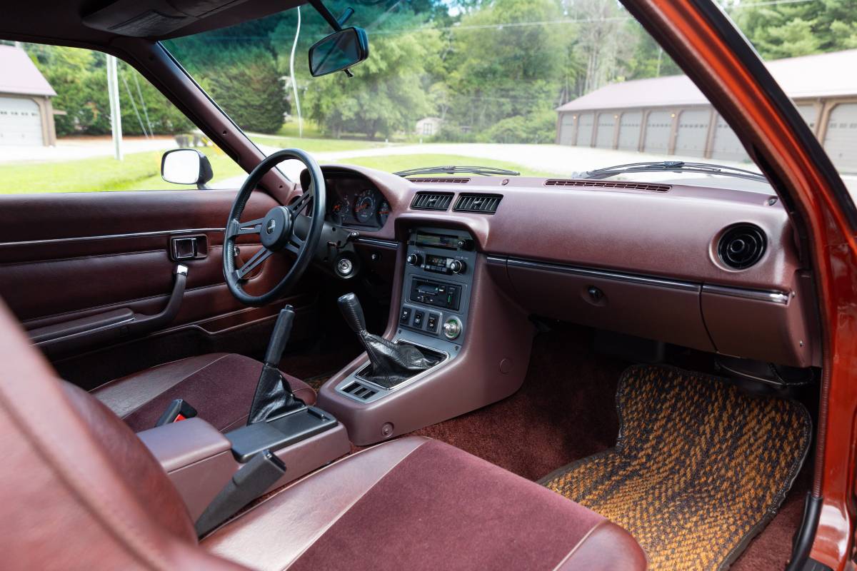 Mazda-rx-7-1980-20