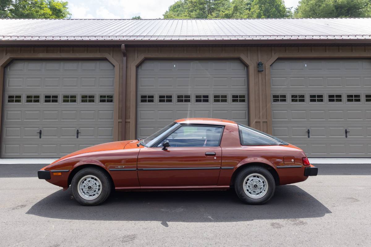 Mazda-rx-7-1980-5