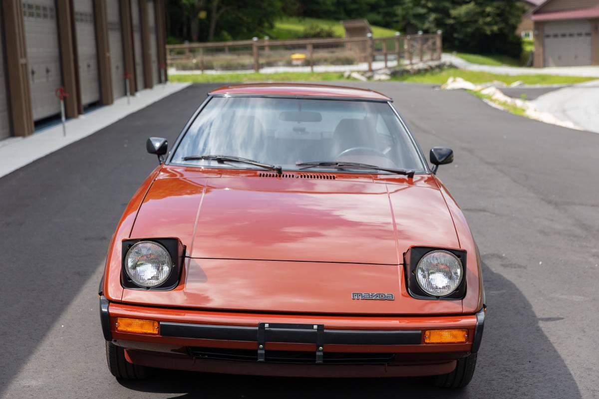 Mazda-rx-7-1980-8