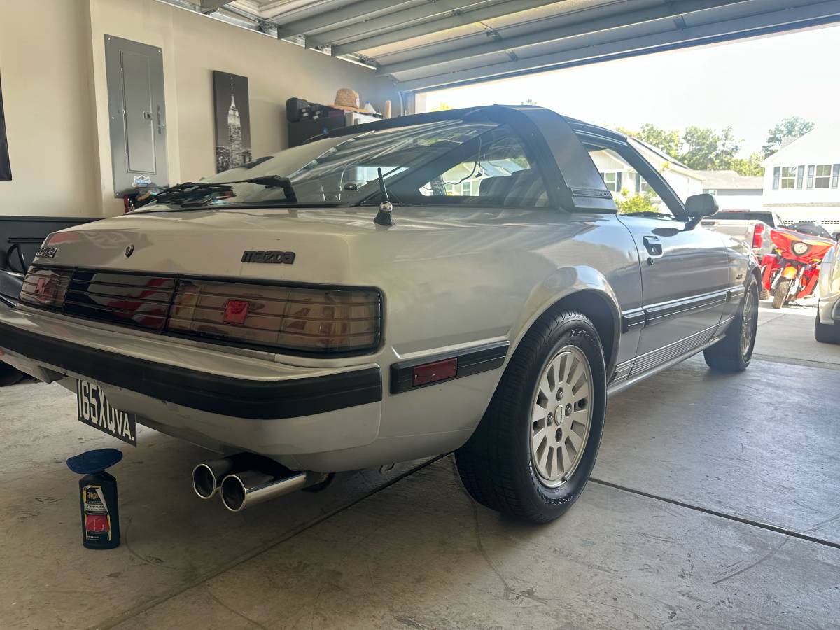 Mazda-rx-7-1984-3