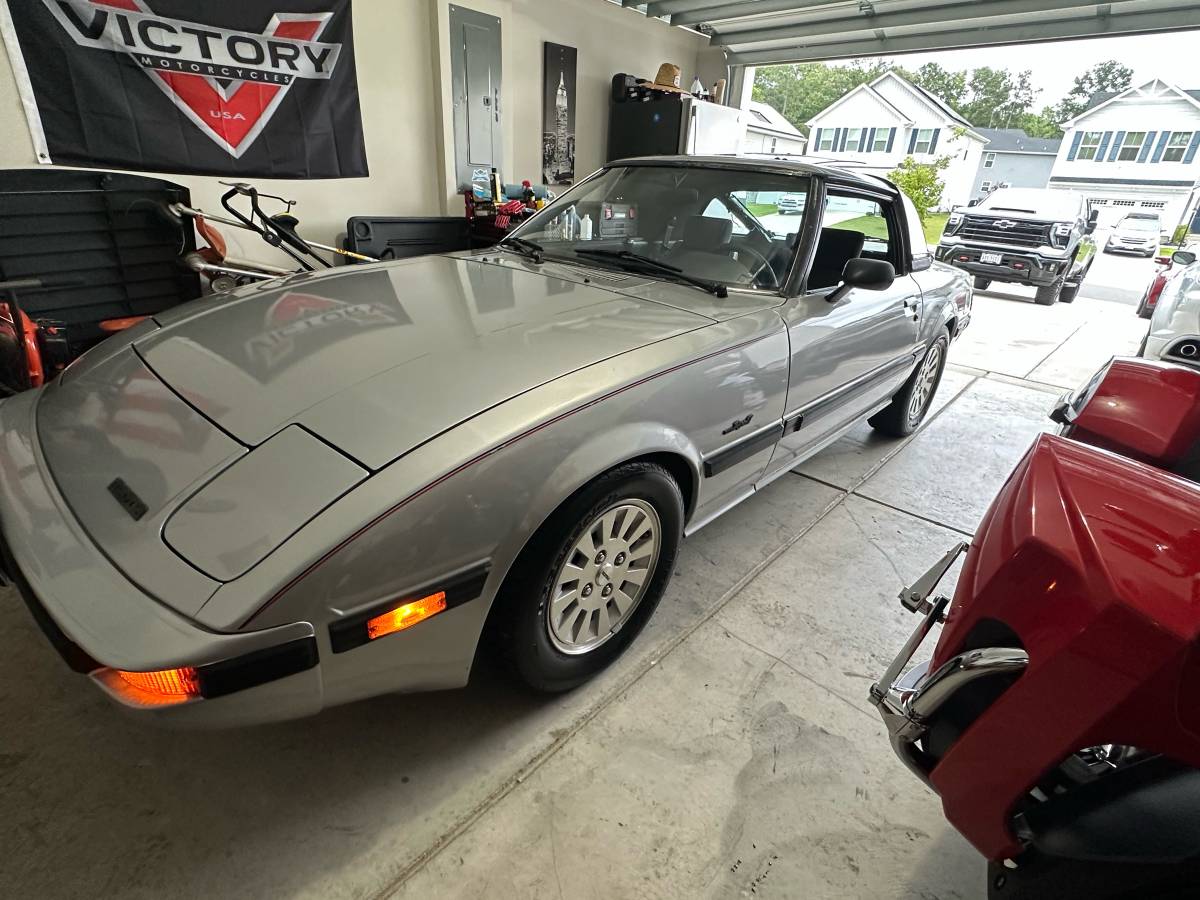 Mazda-rx-7-1984-9