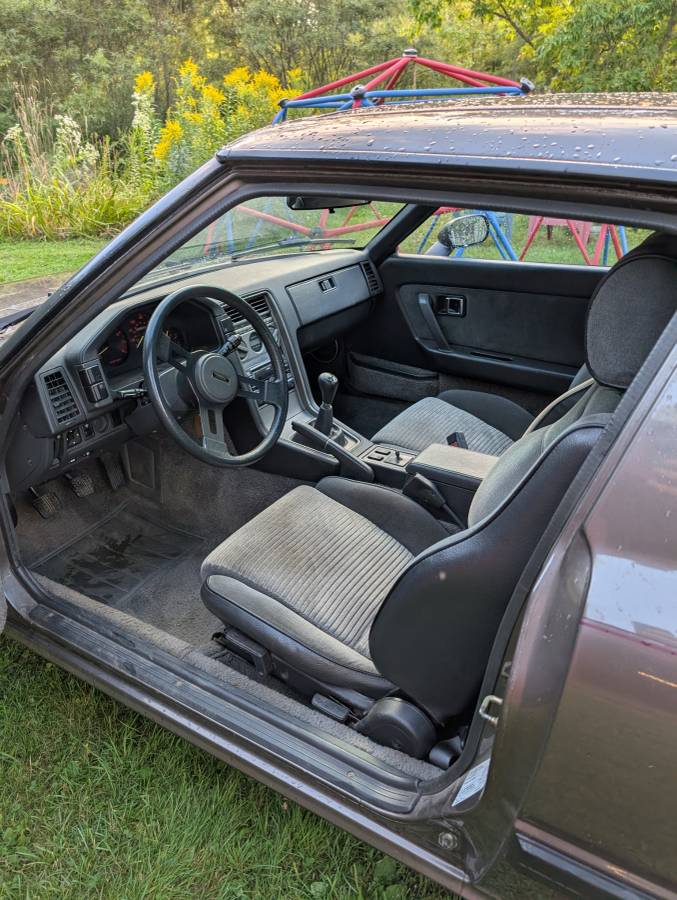 Mazda-rx-7-1985-3