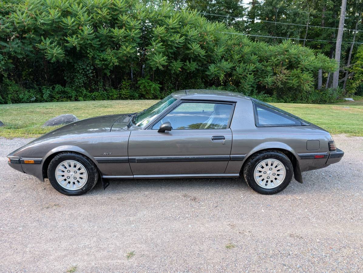 Mazda-rx-7-1985-4