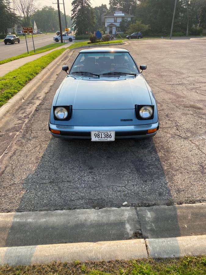 Mazda-rx-7-1985-blue-4