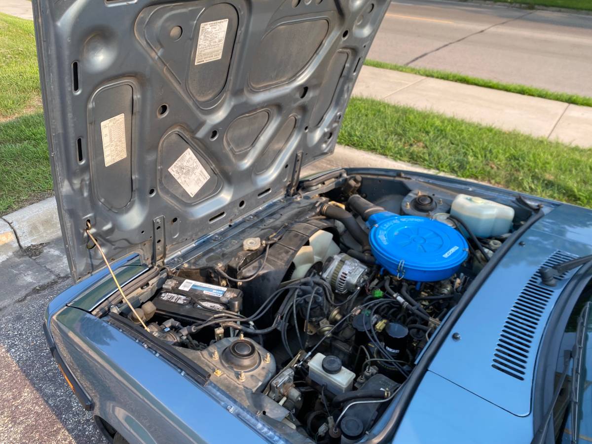 Mazda-rx-7-1985-blue-6