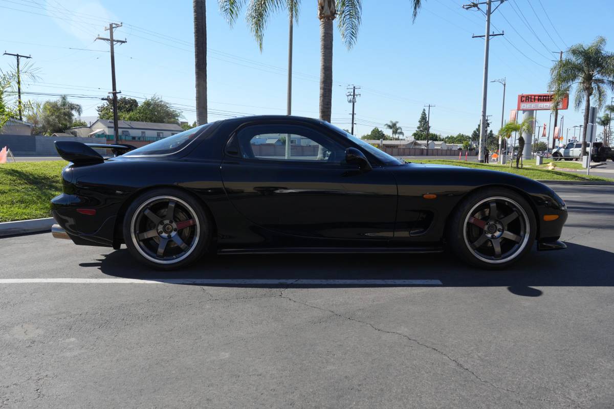 Mazda-rx-7-1994-black-4