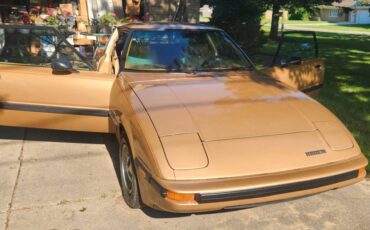Mazda-rx-7-gsl-1983-custom-12