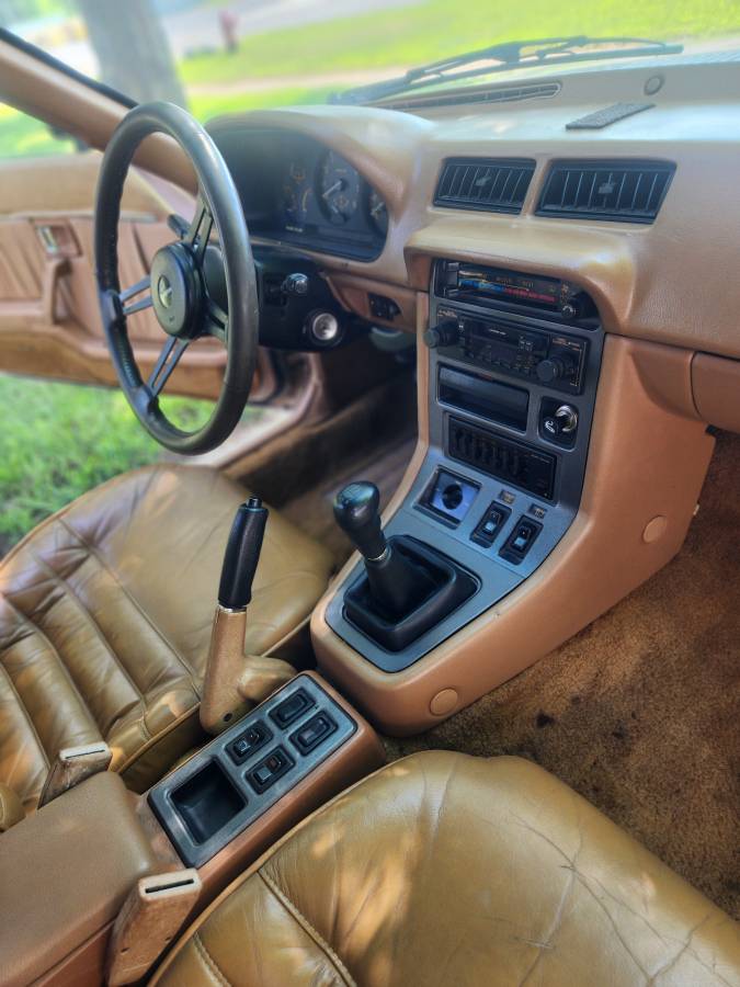Mazda-rx-7-gsl-1983-custom-2