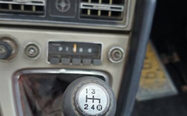 Mazda-rx4-1974-14