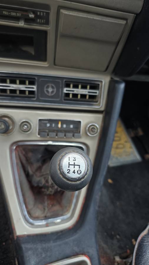 Mazda-rx4-1974-14