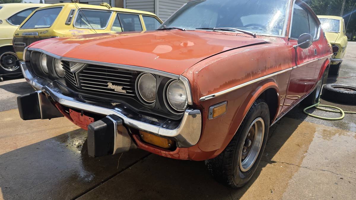 Mazda-rx4-1974-19