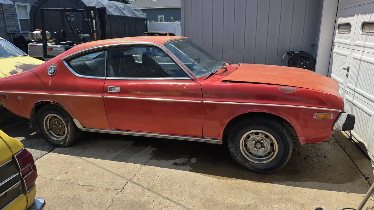 Mazda-rx4-1974-24
