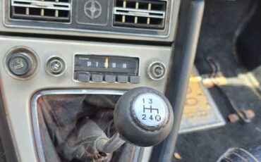 Mazda-rx4-1974-26