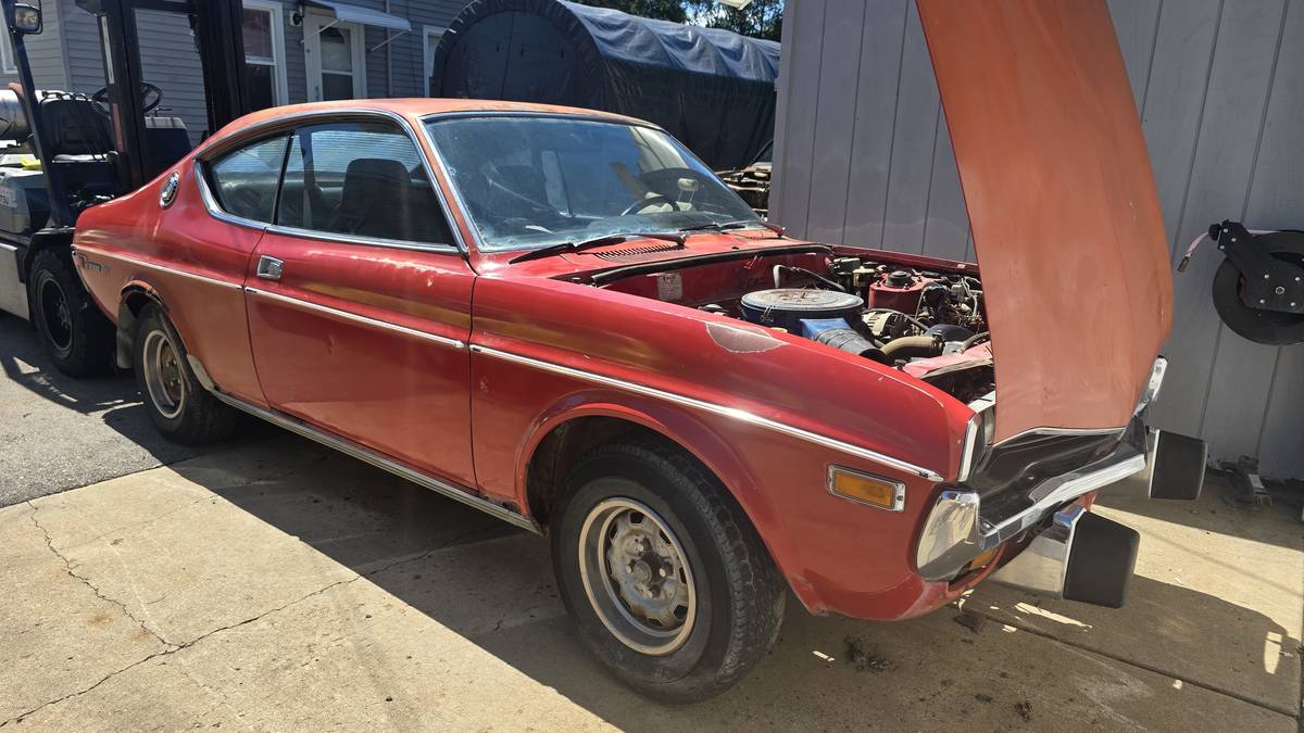 Mazda-rx4-1974-34