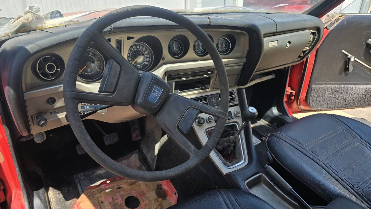 Mazda-rx4-1974-4