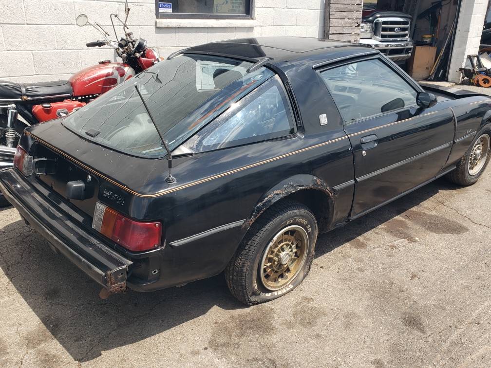 Mazda-rx7-1980-black-1