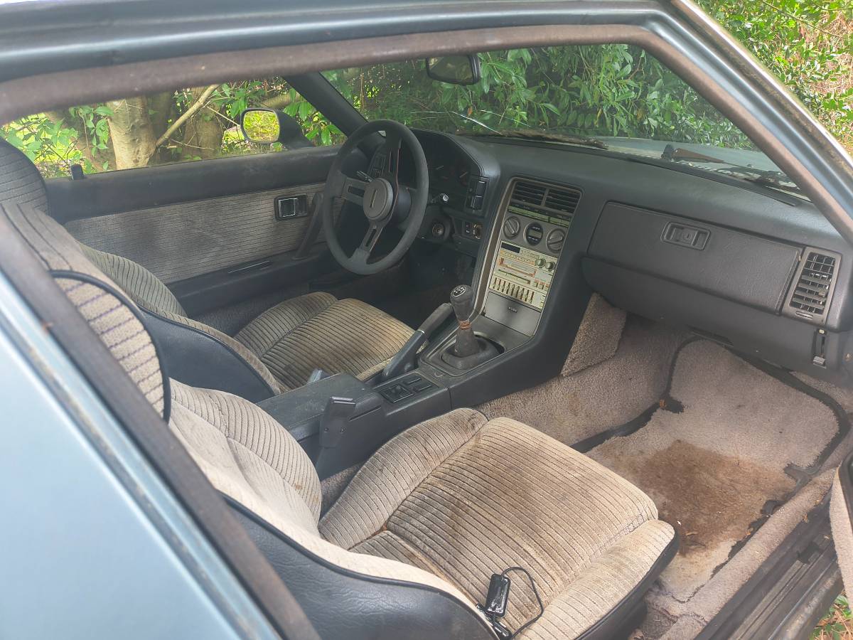 Mazda-rx7-1985-3