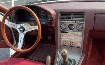Mazda-rx7-1985-white-13