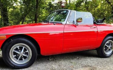 Mb-mgb-1976-red-1