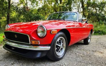 Mb-mgb-1976-red